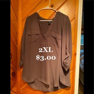 Light Weight 3/4 Sleeve Blouse